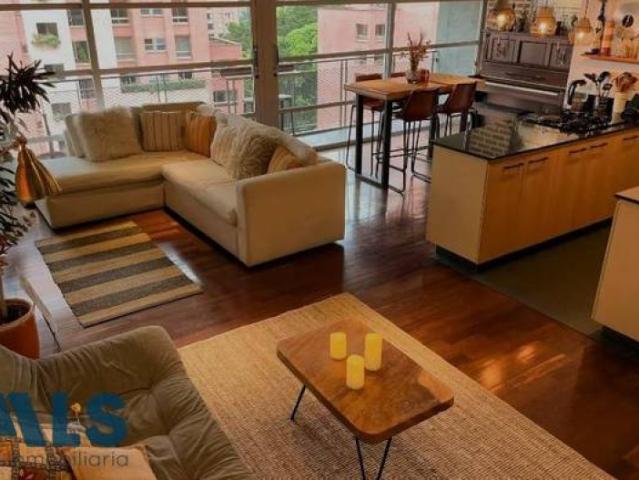 Apartamento En Venta En Medellin En La Tomatera V380982