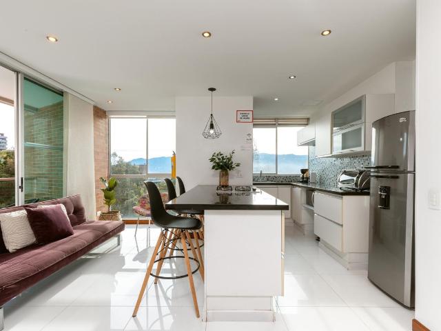 Apartamento En Venta En Medellin En Las Lomas V296867