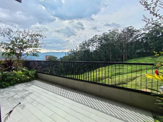 Apartamento En Venta En Medellin En Las Palmas V414515