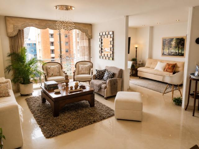 Apartamento En Venta En Medellin En Laureles V394567