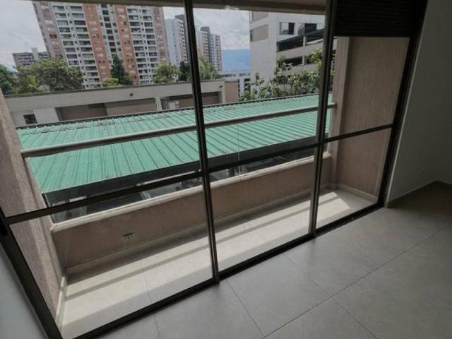 Apartamento En Venta En Medellin En Loma De Los Bernal V377526