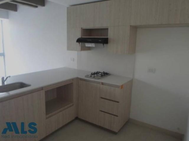 Apartamento En Venta En Medellin En Loma De Los Bernal V332771