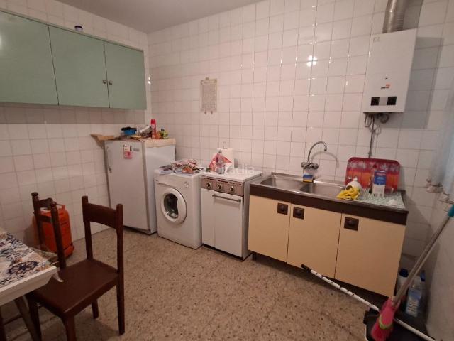 Apartamento en venta en Melide. Apartamentos.