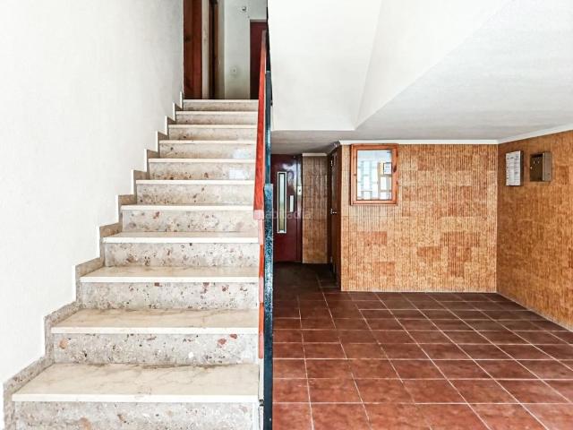 Apartamento en venta en Miramar. Apartamento con piscina y vistas al mar en playa de Miramar. Apartamentos.