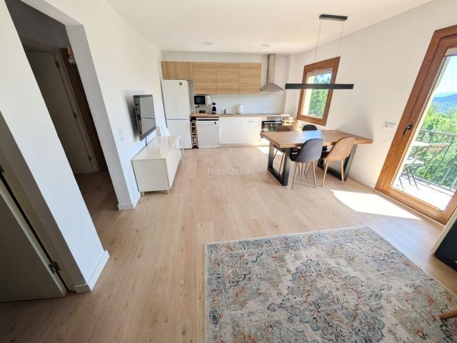 Apartamento en venta en Molló Pirineos. Acogedor piso en Molló. Apartamentos.