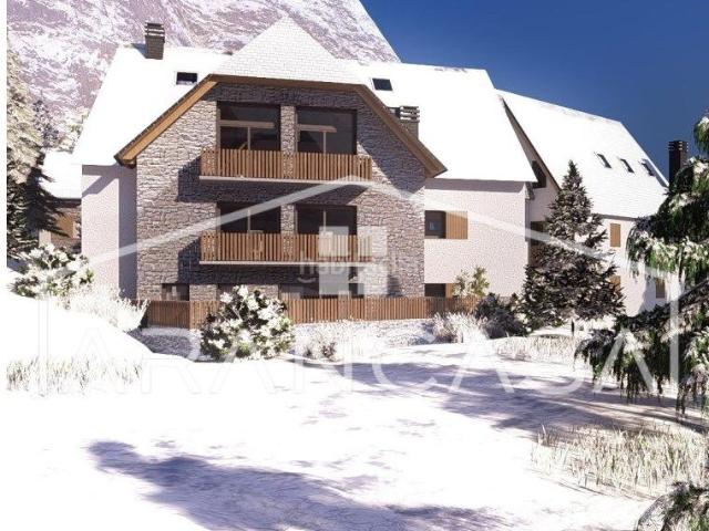 Apartamento en venta en Naut Aran, Arties. APARTAMENTO A ESTRENAR EN ARTIES. Apartamentos Naut.