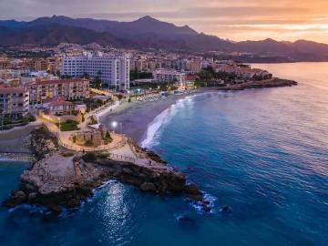 Apartamento en venta en Nerja, Málaga Costa del Sol