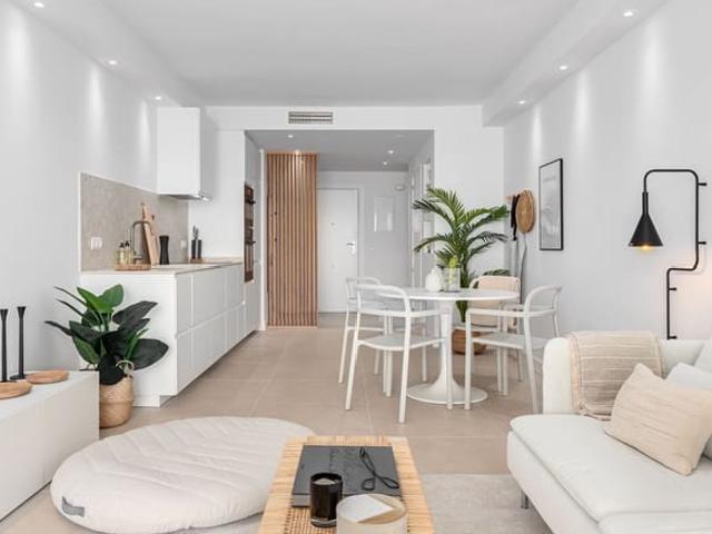 Apartamento en venta en Nueva Andalucia, Málaga Costa del Sol