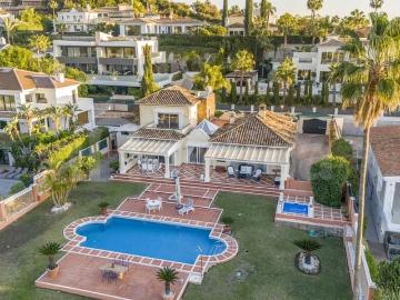 Apartamento en venta en Nueva Andalucia, Málaga Costa del Sol