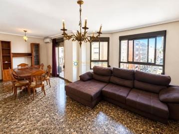 Apartamento en venta en Oliva, Valencia Costa Valencia