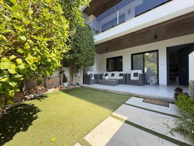 Apartamento en venta en Orihuela, Campoamor. APARTAMENTO CON JARDÍN PRIVADO DE 30 M2 EN CAMPOAMOR. 3 DORM. 2 BAÑOS. CON PISCINA COMUN.SUPERFICIE DE 93 M2. Apartamentos.
