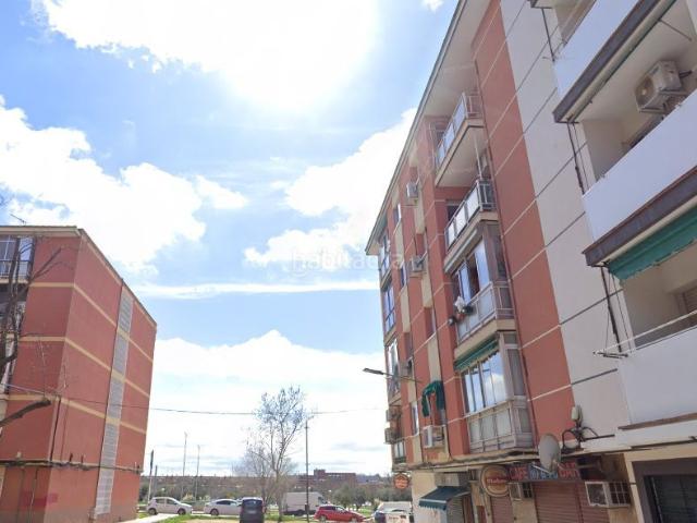 Piso en venta en Parla, Reyes. Venta piso en Parla Madrid. Pisos.