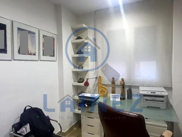 Apartamento en venta en Peñarroya Pueblonuevo. Excelente piso próximo al centro en el municipio de Peñarroya Pueblonuevo provincia de Córdoba, con una superficie de 97 m2,cons. Apartamentos.