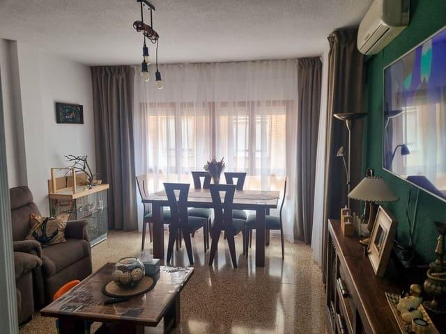 Apartamento en venta en Pinoso, Alicante