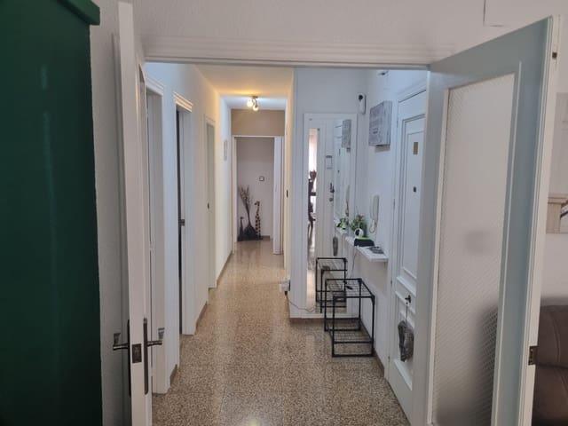Apartamento en venta en Pinoso, Alicante