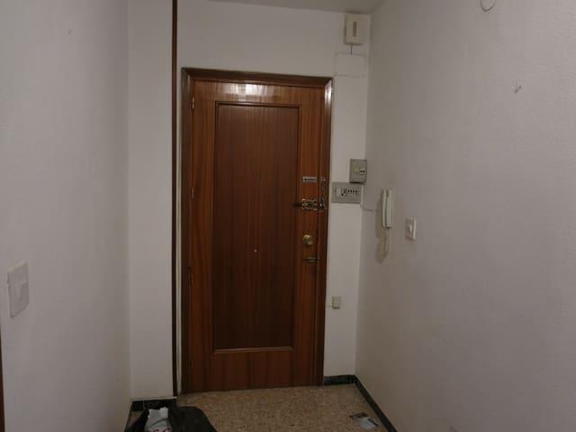 Apartamento en venta en Pinoso, Alicante
