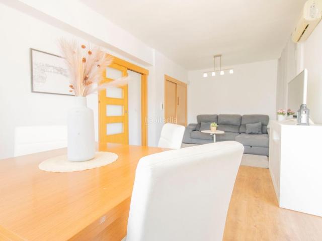 Apartamento en venta en Pobla de Farnals la, Platja de la Pobla de Farnals. Apartamento junto al mar en La Pobla de Farnals con piscina y garaje. Apartamentos Pobla de Farnals.