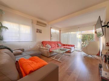 Apartamento en venta en Poblets els. BAJO DE 3 DORMITORIOS CON JARDIN. Apartamentos Poblets.