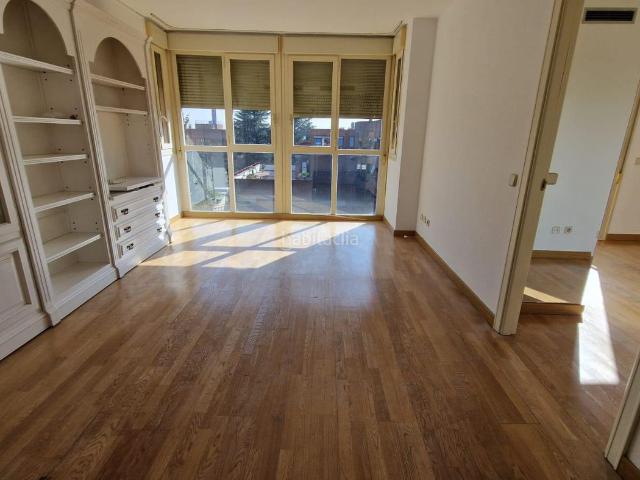 Apartamento en venta en Pozuelo de Alarcón, Norte. Piso en zona Calle Cero de los Gamos, a 10 min Hipercor. Apartamentos Pozuelo de.