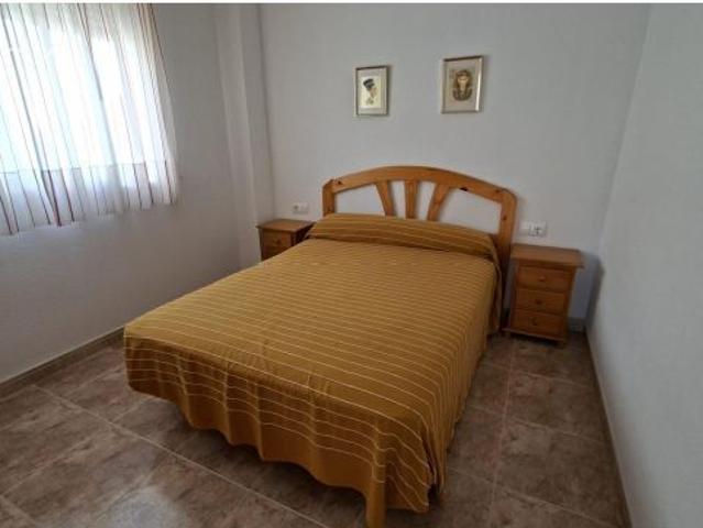 Apartamento en venta en Playa de Daimús a 250 m del mar, piscina y 2 terrazas