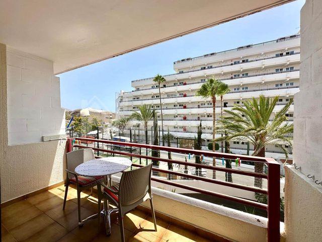 Apartamento en venta en Playa de las Americas, Tenerife