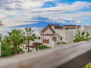 Apartamento en venta en Playa San Juan, Tenerife