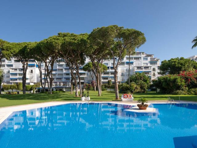 Apartamento en Venta en Puerto Banús