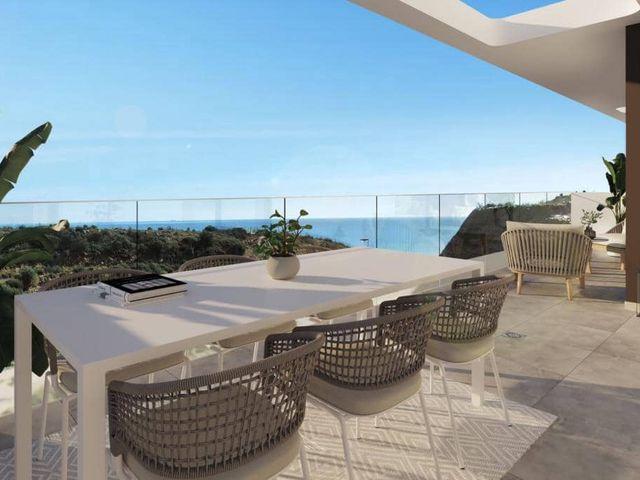 Apartamento en venta en Rincón de la Victoria, Málaga Costa del Sol
