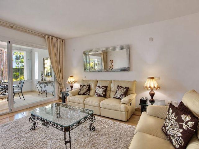 Apartamento en venta en Río Real, Málaga Costa del Sol