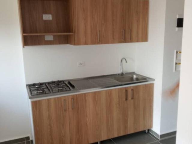 Apartamento En Venta En Rionegro En Fontibon V366083