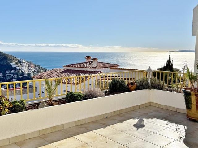 Apartamento en venta en Roses, Girona Costa Brava