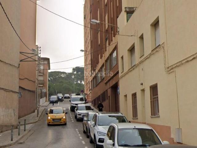 Apartamento en venta en Rubí, Mercat. Piso luminoso y bien comunicado en Rubí, oportunidad de compra. Apartamentos.