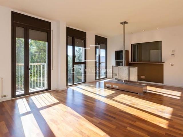 Apartamento en venta en Sant Just Desvern, Barcelona