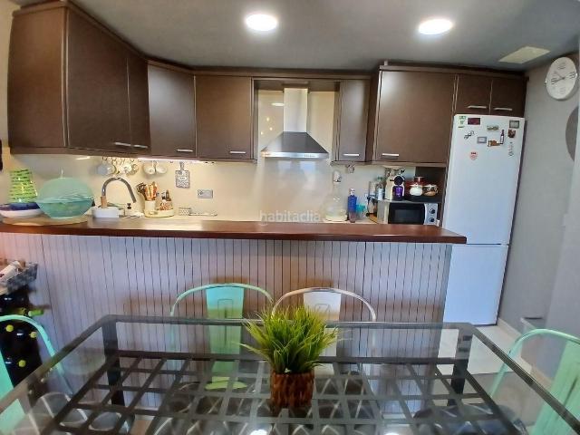 Apartamento en venta en Sant Jaume d´Enveja Costa Dorada. Apartamento con 2 habitaciones, piscina comunitaria y zona para niños. Apartamentos Sant Jaume.