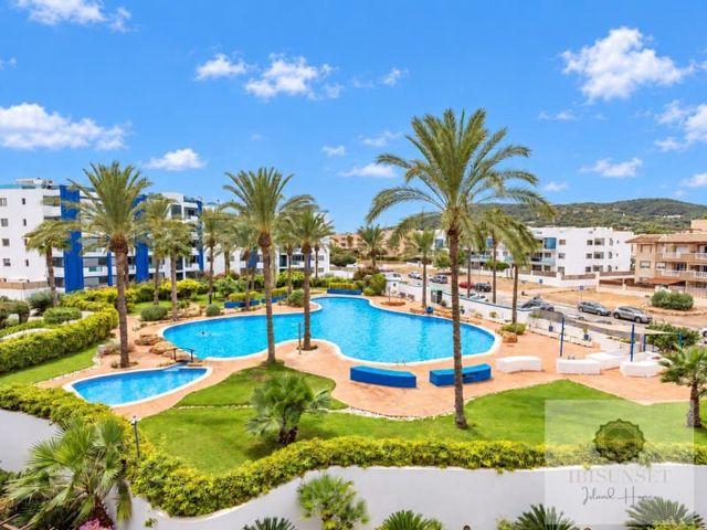 Apartamento en venta en Santa Eulalia / Santa Eularia, Ibiza