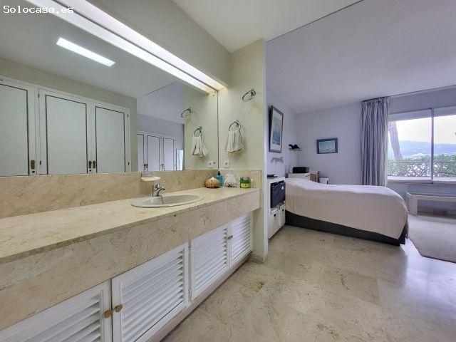Apartamento en Venta en San Pedro de Alcántara, Málaga