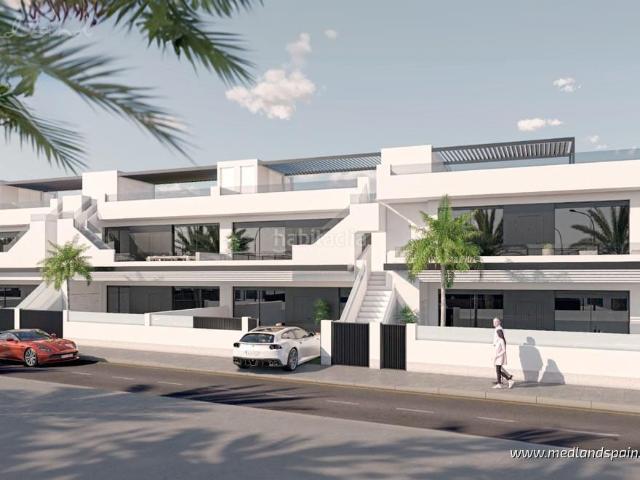 Apartamento en venta en San Pedro del Pinatar, Los Peñascos El Salero Los Imbernones. Apartamento de 3 dormitorios, solárium y piscina privada en San Pedro del Pinatar. Apartamentos San Pedro del.