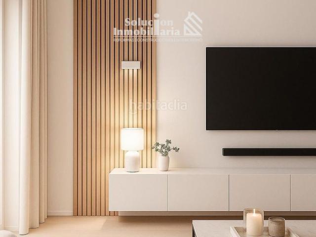 Apartamento en venta en Salamanca, San Bernardo. ESTUPENDO APARTAMENTO EN CALLE ARAPILES 15, TOTALMENTE EQUIPADO Y AMUEBLADO !. Apartamentos.