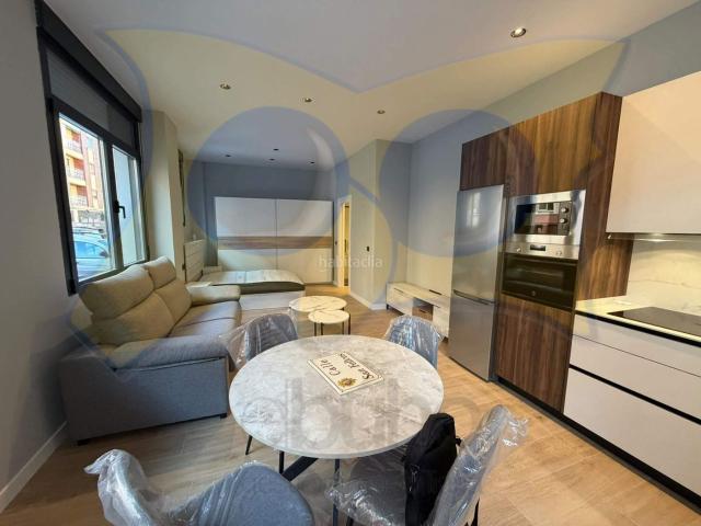 Apartamento en venta en Salamanca, San Bernardo. ? ¡SE VENDEN DOS APARTAMENTOS TURÍSTICOS EN SALAMANCA! PRECIO TOTAL: 320.000 ? Una excelente oportunidad de inversión en una. Apartamentos.