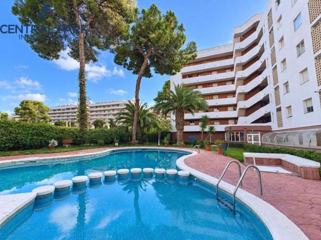 Apartamento en venta en Salou, Mar i Camp Platja dels Capellans Costa Dorada. Apartamento reformado en zona turística de Salou. Apartamentos.