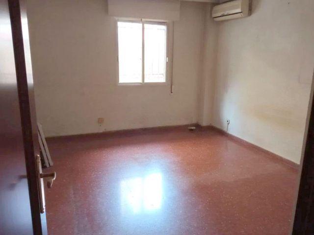 Apartamento en venta en Sevilla, Sevilla