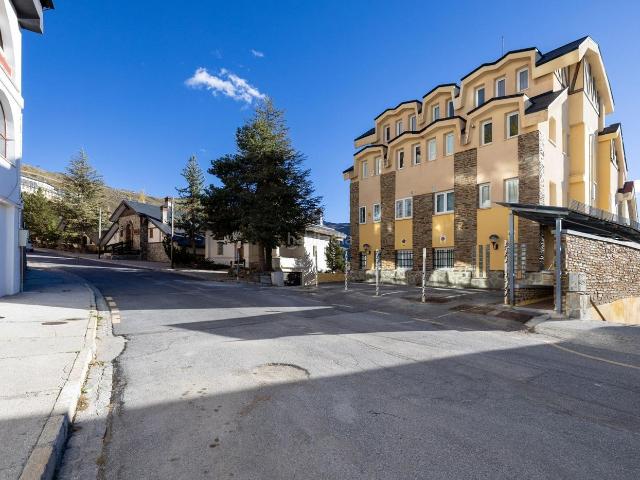 Apartamento en venta en Sierra Nevada, Zona alta. Estudio en Sierra Nevada. Apartamentos Sierra.