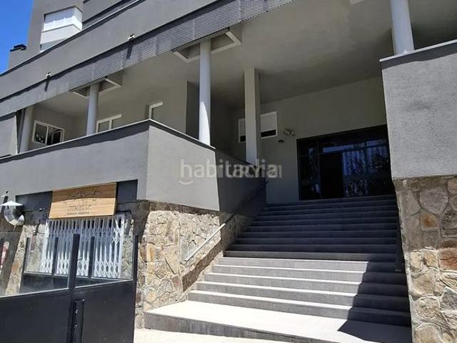 Apartamento en venta en Sierra Nevada, Zona media. Dúplex reformado en Sierra Nevada con Licencia Turistica. Apartamentos Sierra.