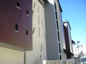 Apartamento en venta en Sierra Nevada, Zona media. Nuevo! dos dormitorios, vistas, garaje, zona media. Apartamentos Sierra.