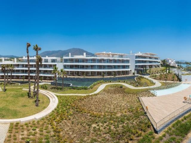 Apartamento en venta Estepona