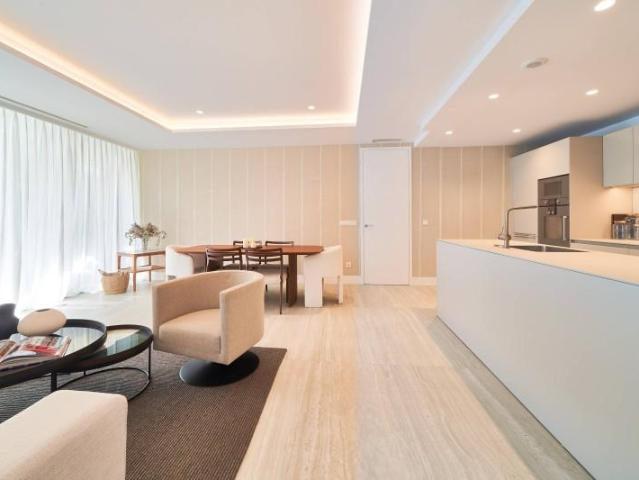 Apartamento en venta Estepona
