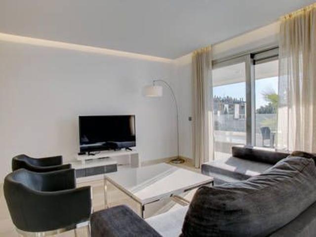 Apartamento en venta. MARBELLA