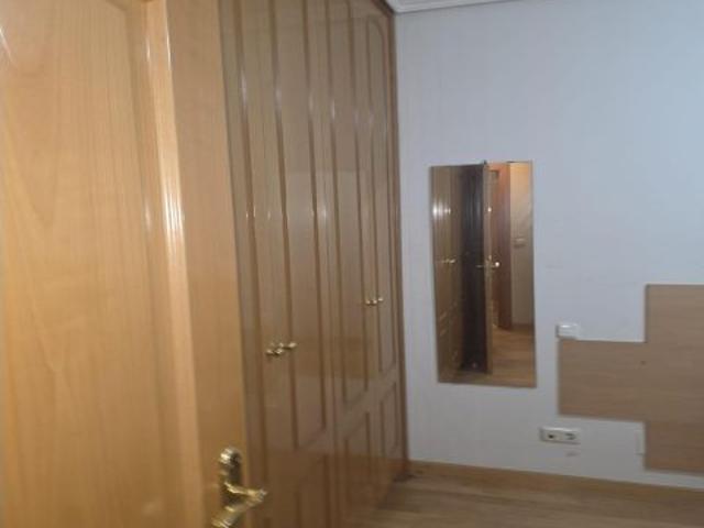 APARTAMENTO EN ALQUILER
