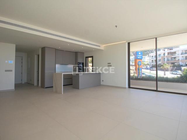 Apartamento en alquiler con vistas al mar y terraza en El Higuerón