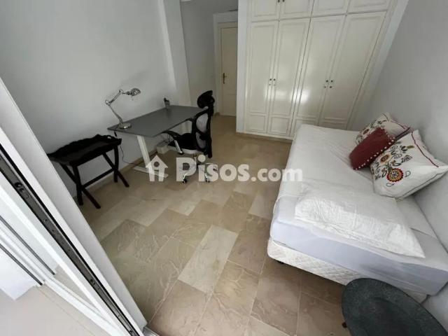 Apartamento en alquiler en Torrequebrada